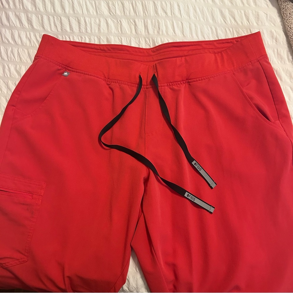 Red Figs Jogger Scrub Pants